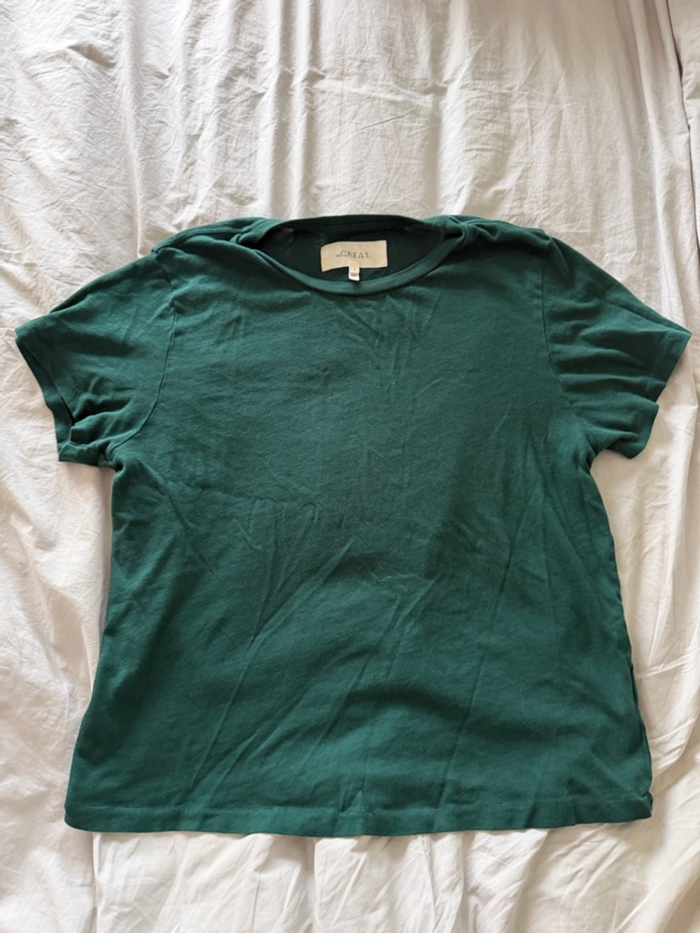 THE GREAT. Slim tee in Forest Green